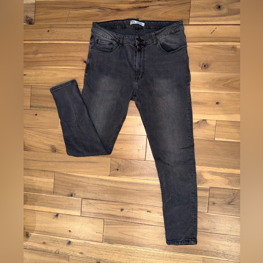 Zara Men's Dark Gray Skinny Jeans